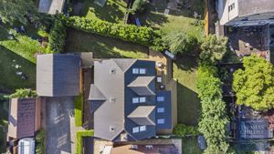 Photo 25- click for photo gallery